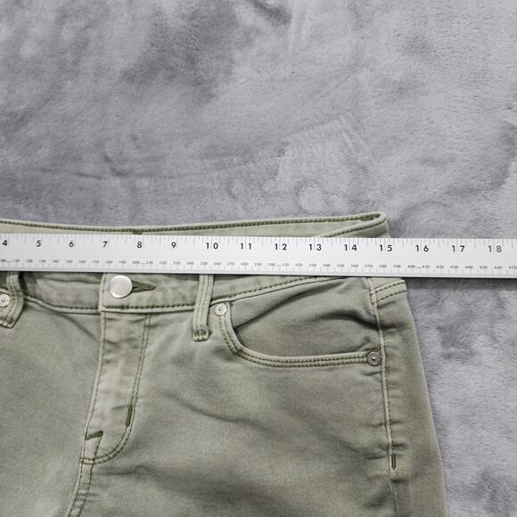 Mossimo Shorts Womens 6/28R Green Mid Rise Midi Cuffed Stretch Denim Casual - Picture 2 of 14